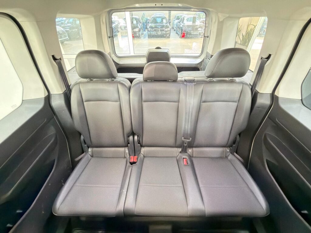 11a0214e-9aaf-4e33-a33b-d0290e23effcrulemo-1600