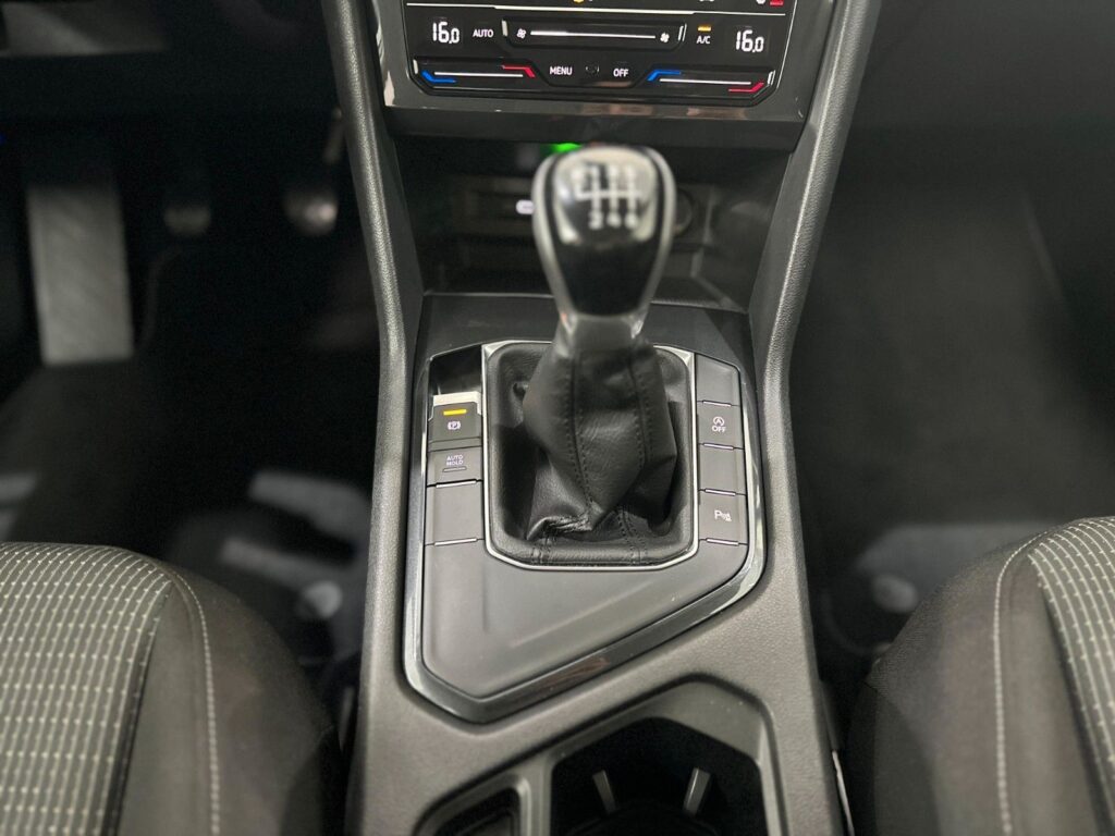 283fa844-d57e-4d0f-9f97-a4dc1593287arulemo-1600