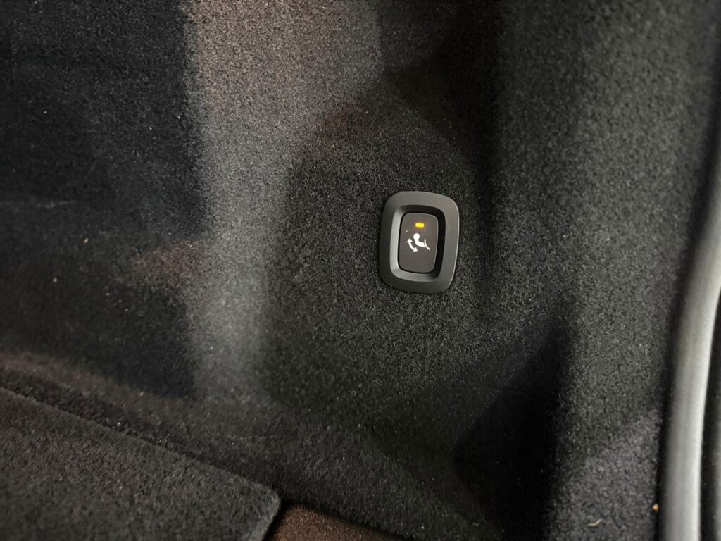 8903c1ee-d3ff-498c-ab23-13feec501865rulemo-1600