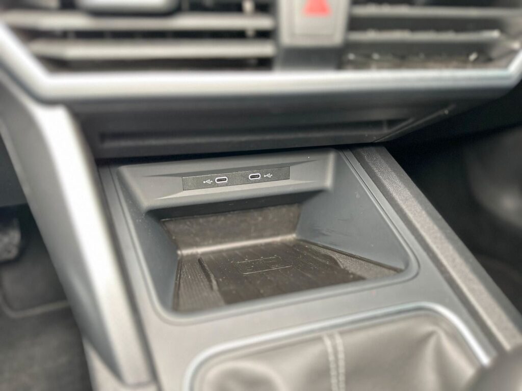 dc101f39-aa26-4540-af5b-4f9765ca5dd3rulemo-1600