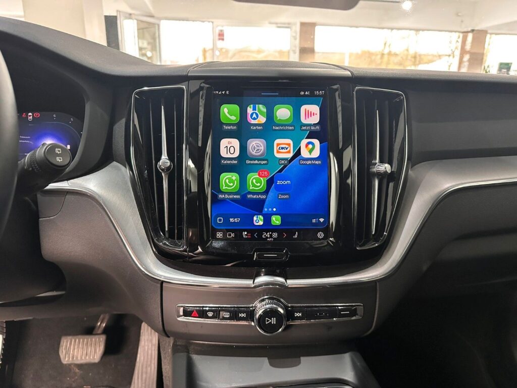 023bb45c-960a-4ff0-a17b-70915806470drulemo-1600