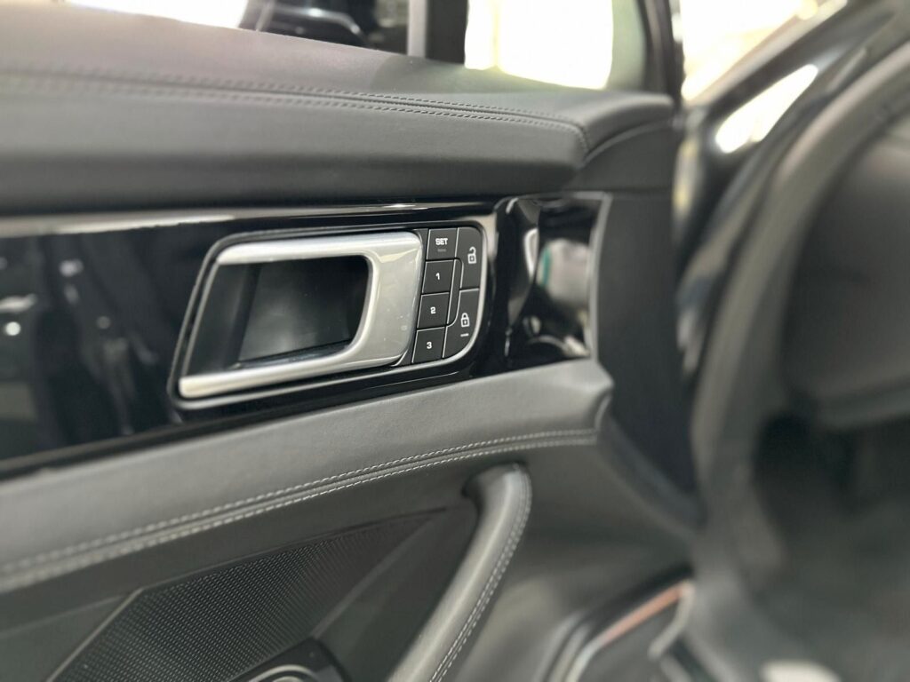 061f074c-c830-402b-9357-61776d2a8367rulemo-1600