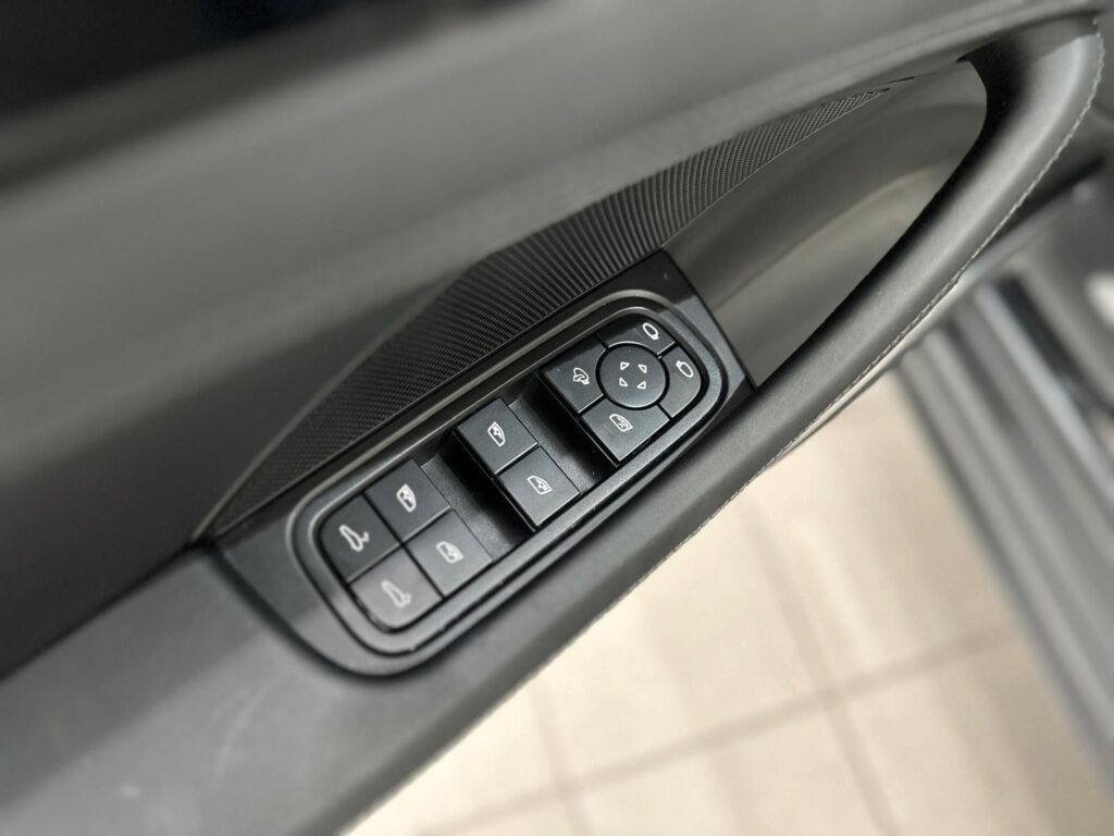 0672fe39-fbe1-4546-a6aa-f263090805acrulemo-1600