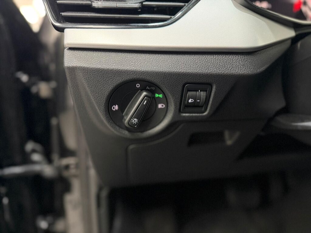 3a84623d-812c-4d50-bfd0-ddf9dbd767b0rulemo-1600