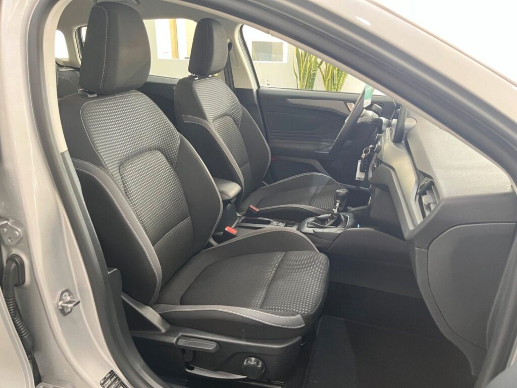 4ca1aee2-71de-4cd4-8aba-fbf650ef6dearulemo-1600-1