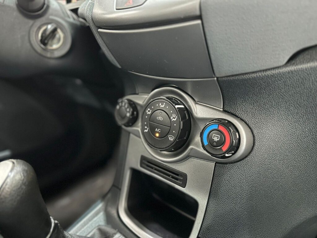 5cd282e7-bfd6-4271-89dc-5fcbd865534arulemo-1600