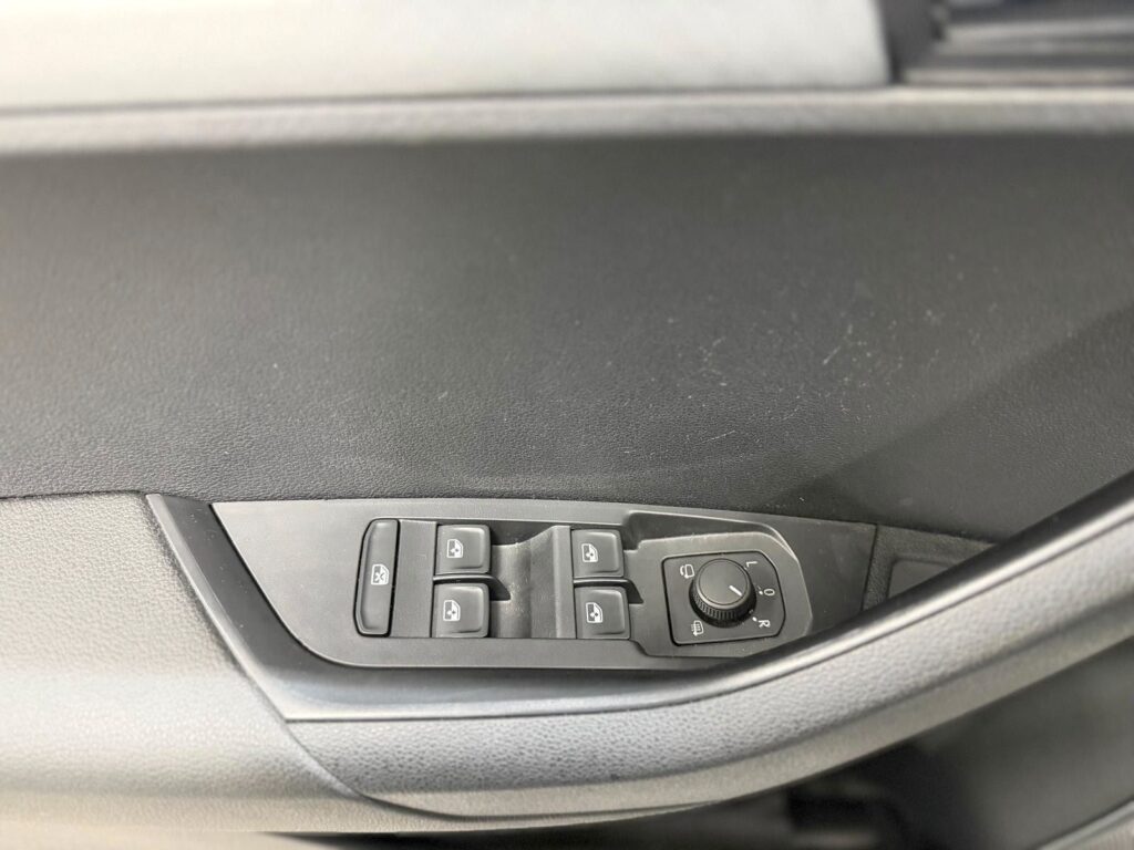 6b0ccf98-e880-4ba8-bea1-461536afda37rulemo-1600