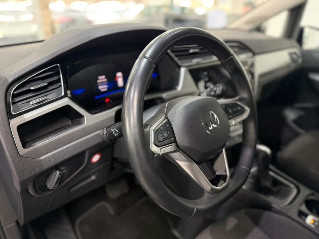 ba437ee6-cbf4-472a-b132-563fa77e62farulemo-1600