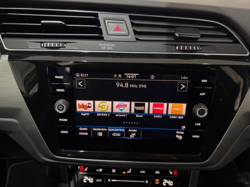 ee444860-968b-4970-be0f-ee4e8675270arulemo-1600