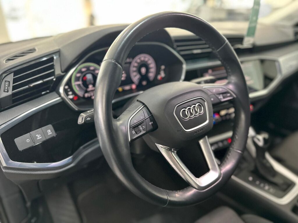 7832e555-b32c-42e3-bb10-636d9f2a392crulemo-1600